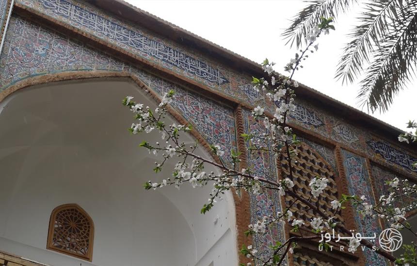 مدرسه الله وردی خان در شیراز